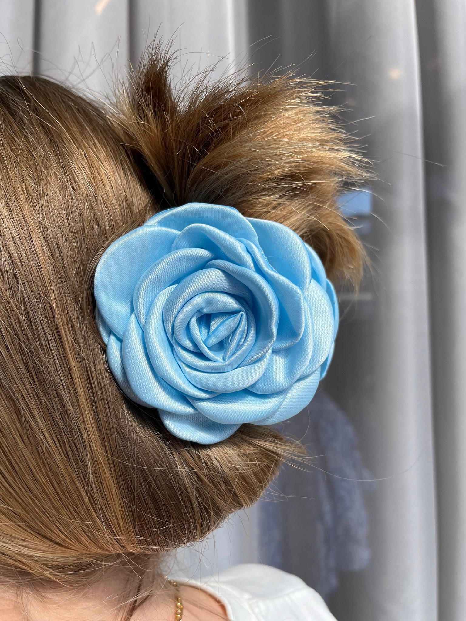 Pico Small Satin Rose Claw